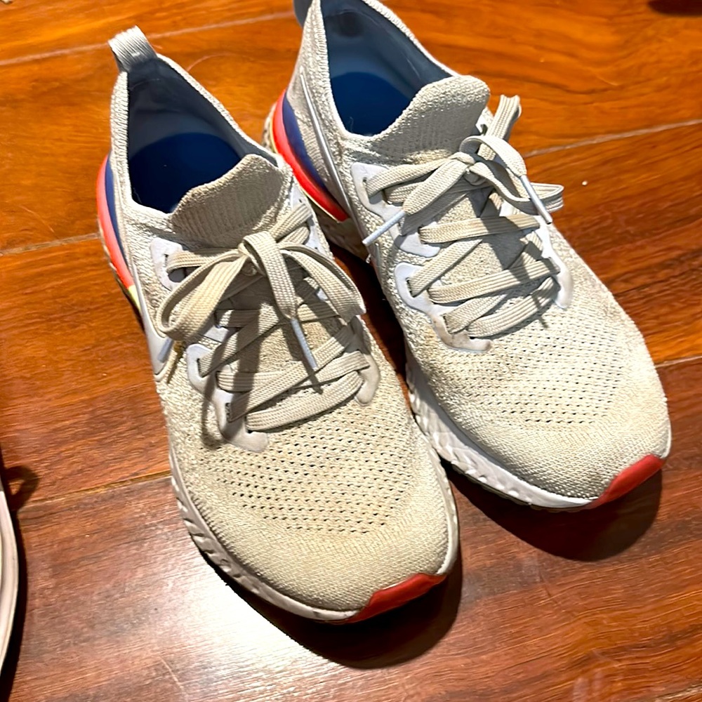 Nike flyer size 8